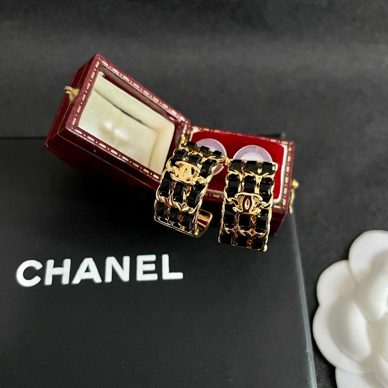Chanel Earring 09yxs02